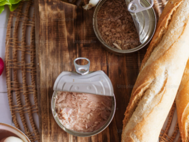 Canned tuna paired with baguette bread.